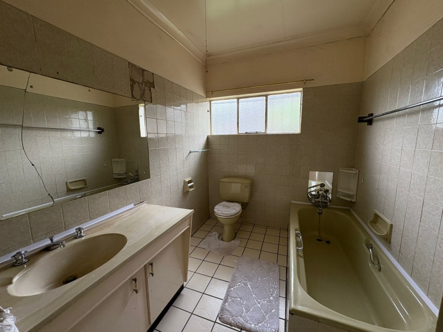 5 Bedroom Property for Sale in Sasolburg Ext 3 Free State